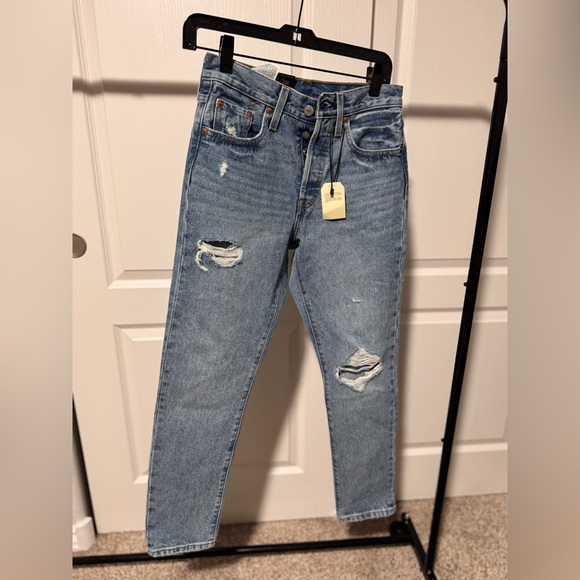 Levi's Denim - Levi’s Distressed Blue Jeans Size 25 BNWT Skinny